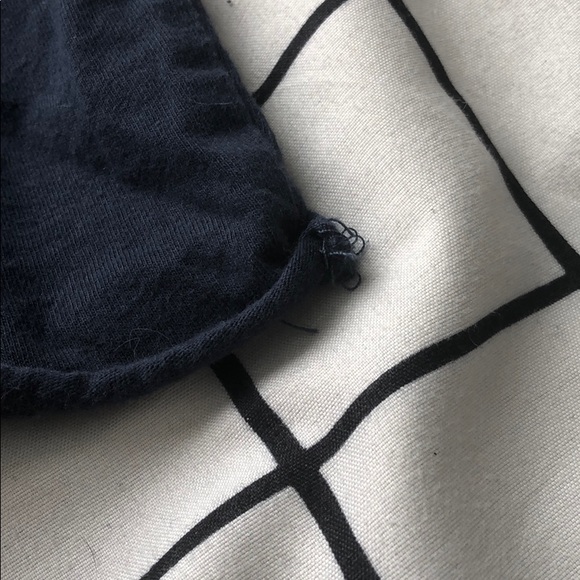 Garage Cropped T-Shirt - Picture 4 of 4